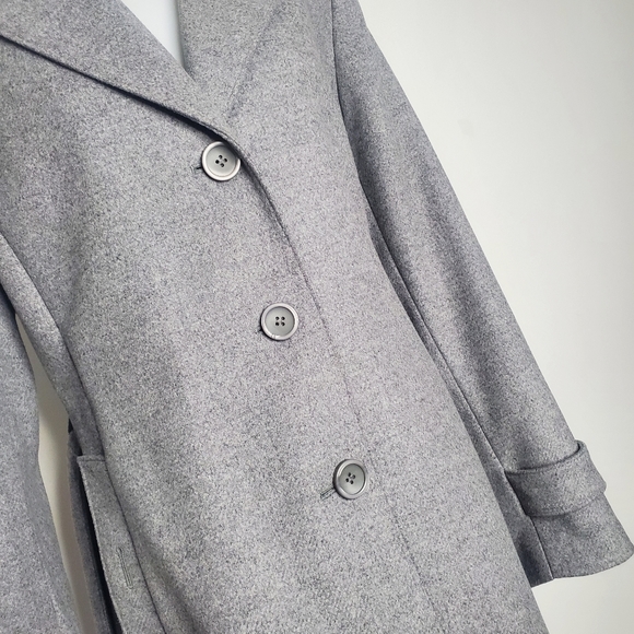 Cinzia Rocca Due | Virgin Wool Belted Coat with Notch Collar - Picture 7 of 12
